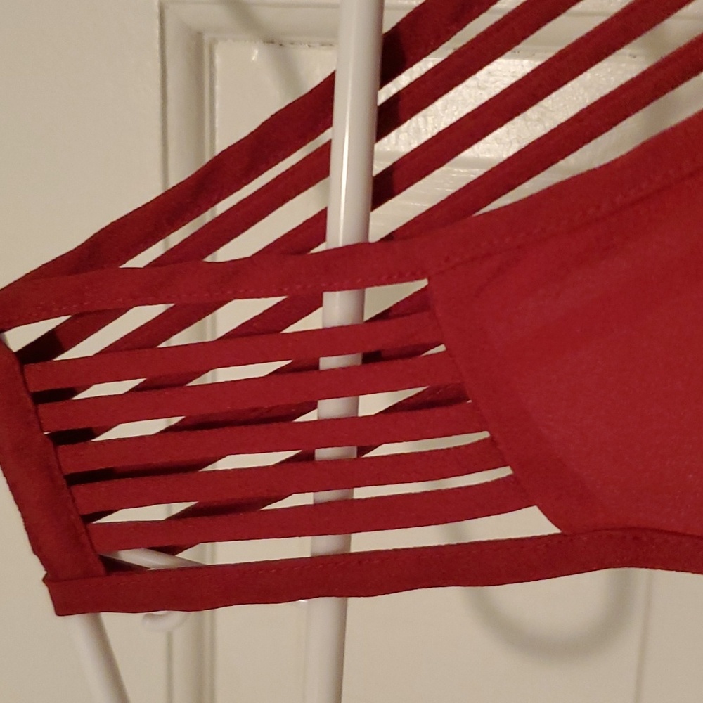 Beautiful flowy tank top by Naked Zebra, size SMALL - Picture 3 of 5
